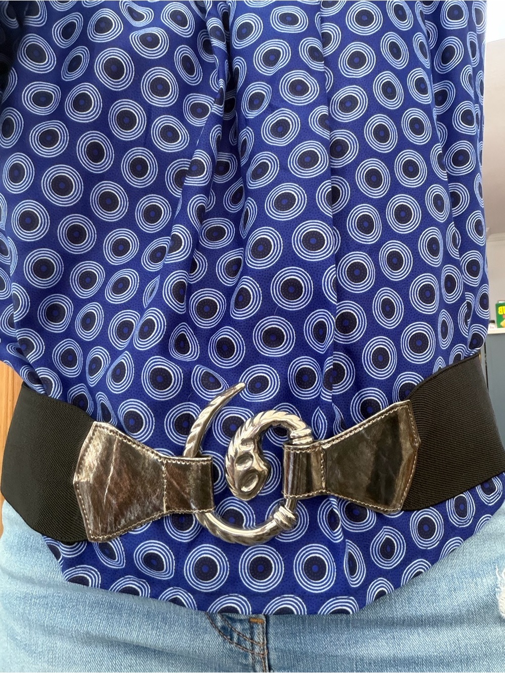 Women’s Black Stretch Waist Belt with Decorative Silver Swirl Buckle - Picture 2 of 6